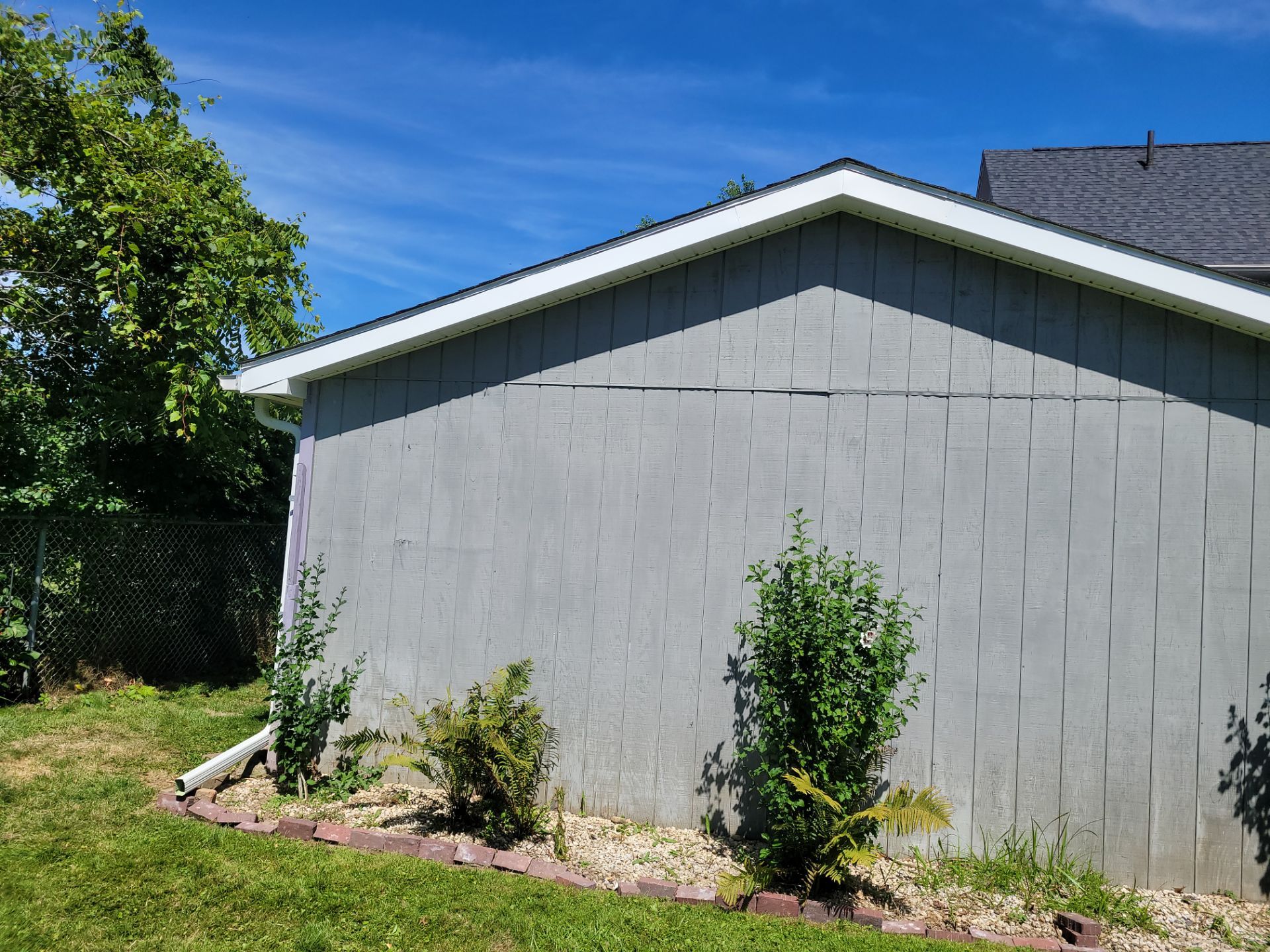 Kelly Locke by Silver Leaf Contracting 