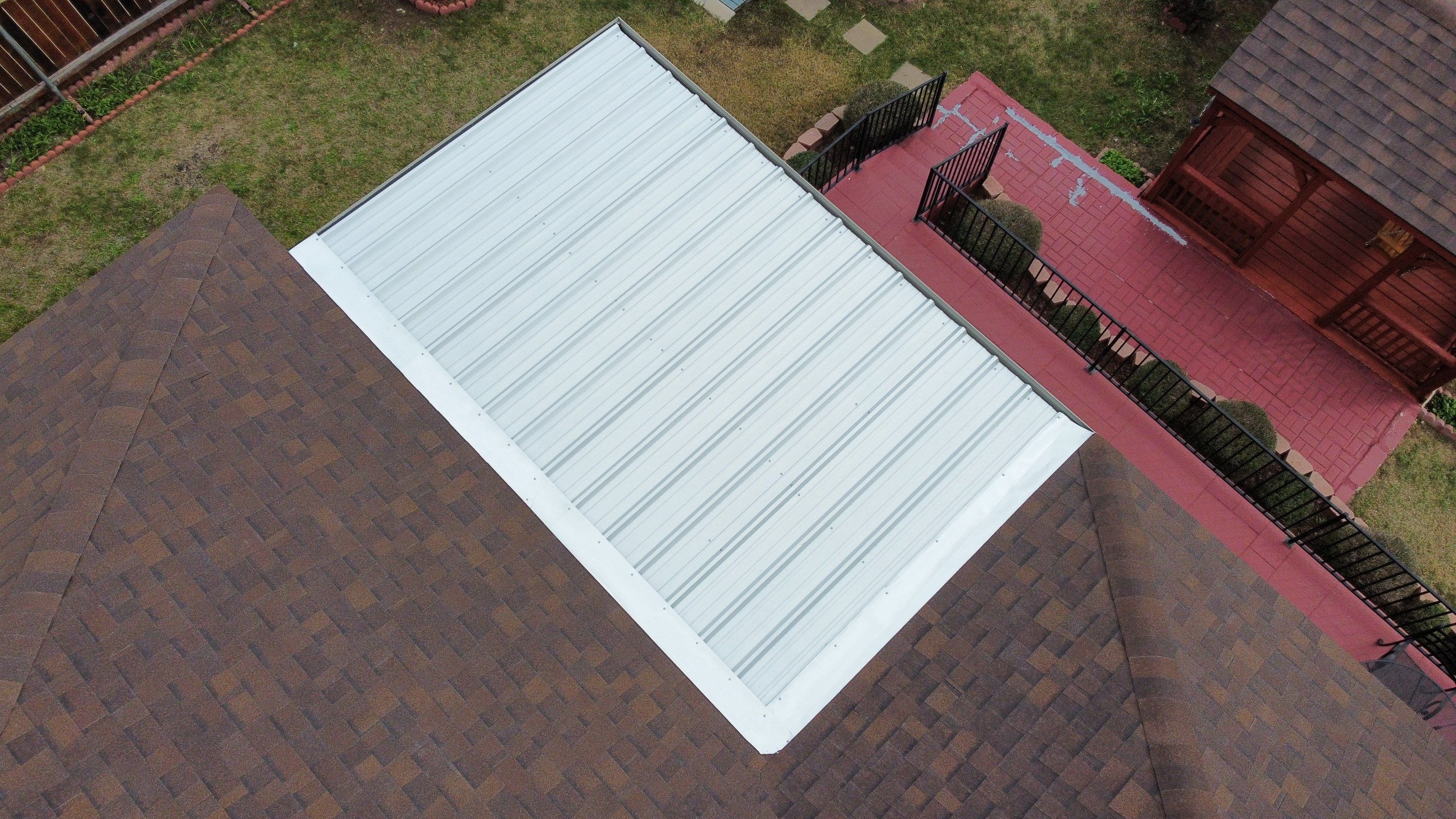 Residential Roofing Installation using Owens Corning Oakridge by Kstylez Roofing & Construction