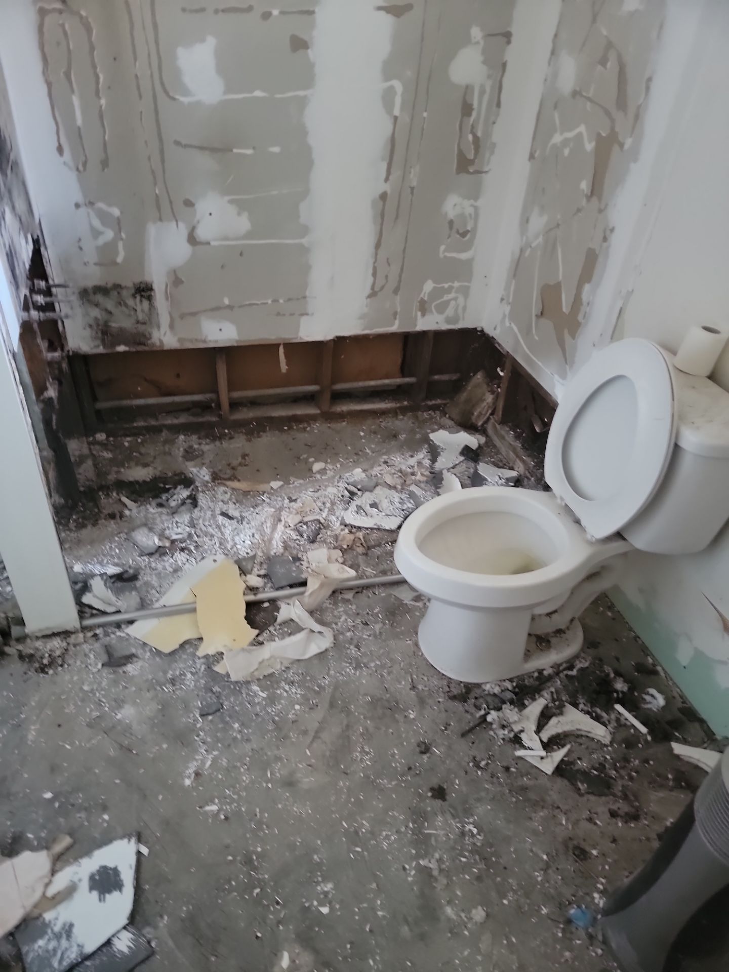 Lakewood remodel by Long Range Customs LLC