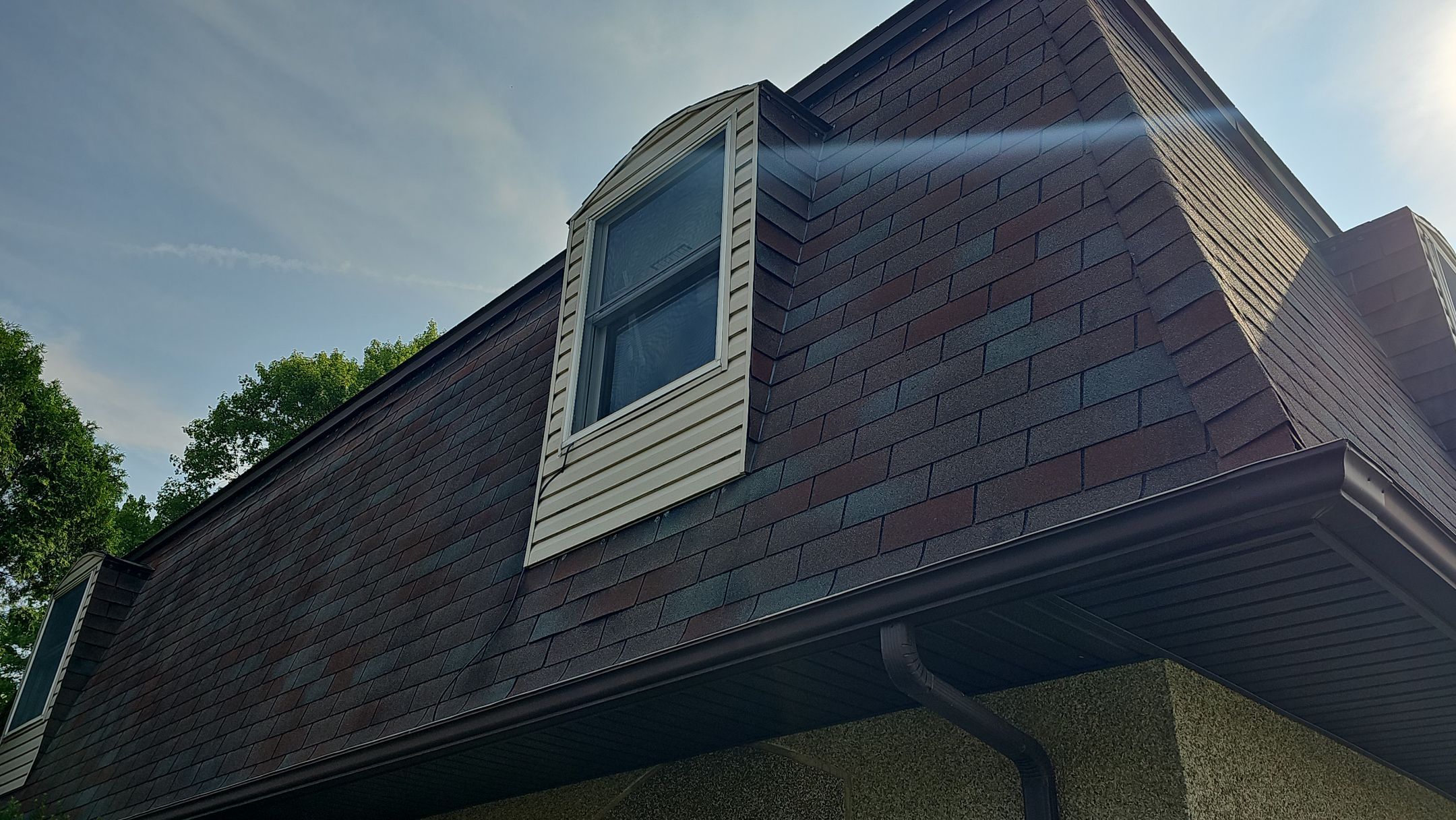 ATLAS PINNACLE COLOR: HEATHERBLEND by Eagle Eye Roofing