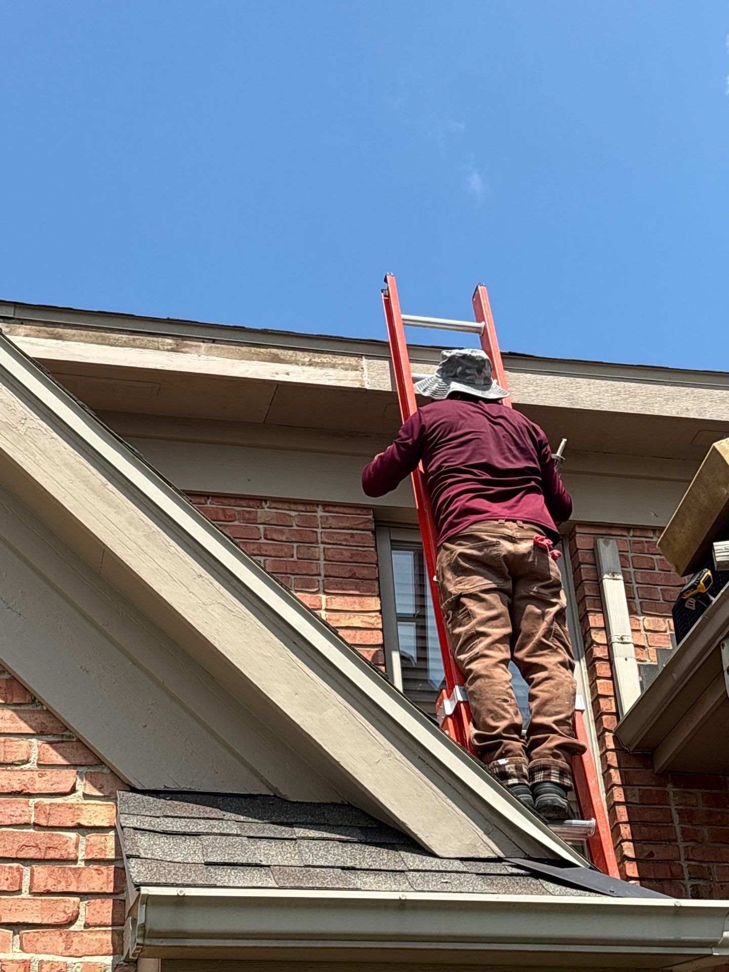 Residential soffit/fascia repair  by Nitro Roofing and Construction