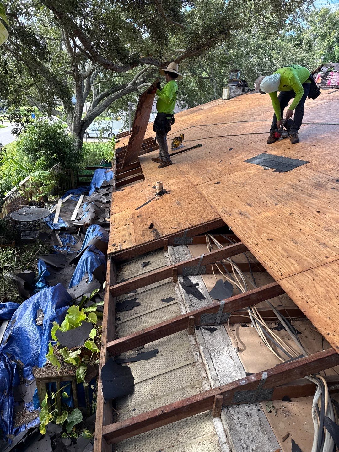 Project in Pinellas Park 33781 by Mitchell Roofing Company LLC 
