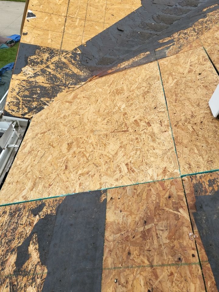 ATLAS PINNACLE PRISTINE COLOR: WEATHERED WOOD DRIP EDGE: WHITE by Eagle Eye Roofing