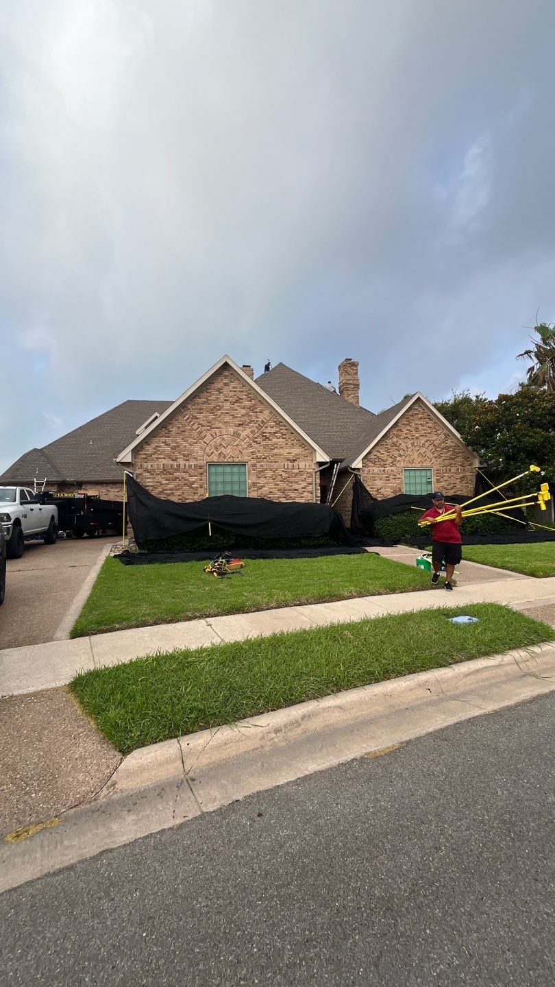 Residential Roofing Installation using Owens Corning Duration Tru Defintion Peppercorn by Galvan Roofing and Construction