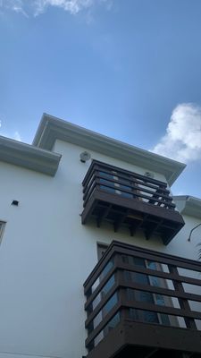Seamless Gutter Installation using Galvanized Gutters