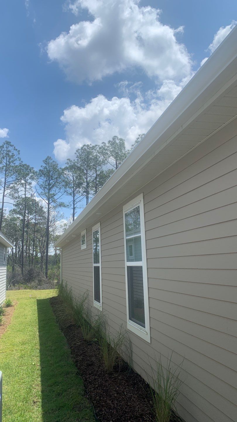 Seamless Gutter Installation Using 6 Inch K-Style Seamless Gutters by Gutter Professors