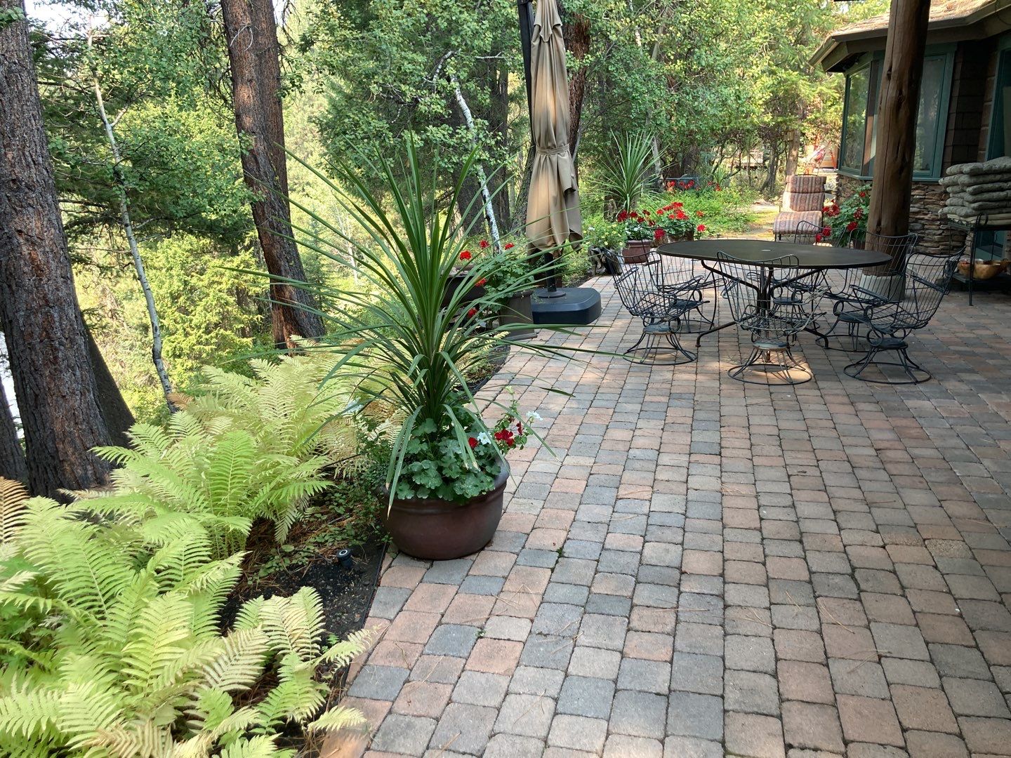 Two story new build gets a CertainTeed Landmark roof in Shenandoah  by ID Roofing LLC