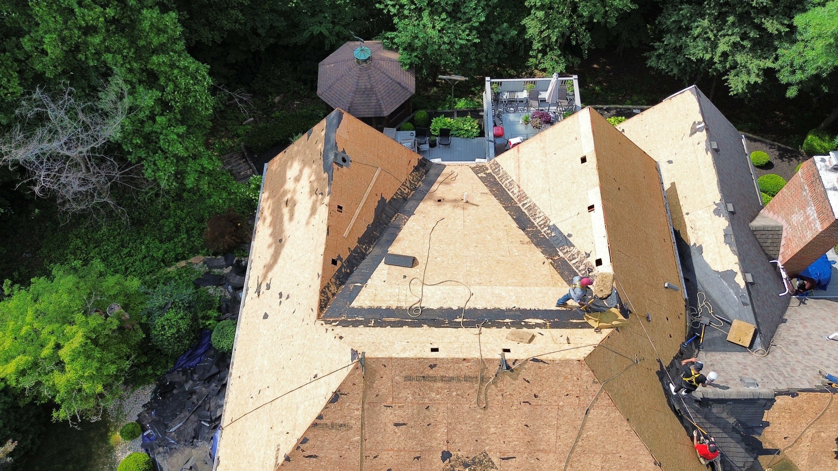 Residential Roofing Installation using Timberline HDZ Shingles - Cedar Falls by RoofX 