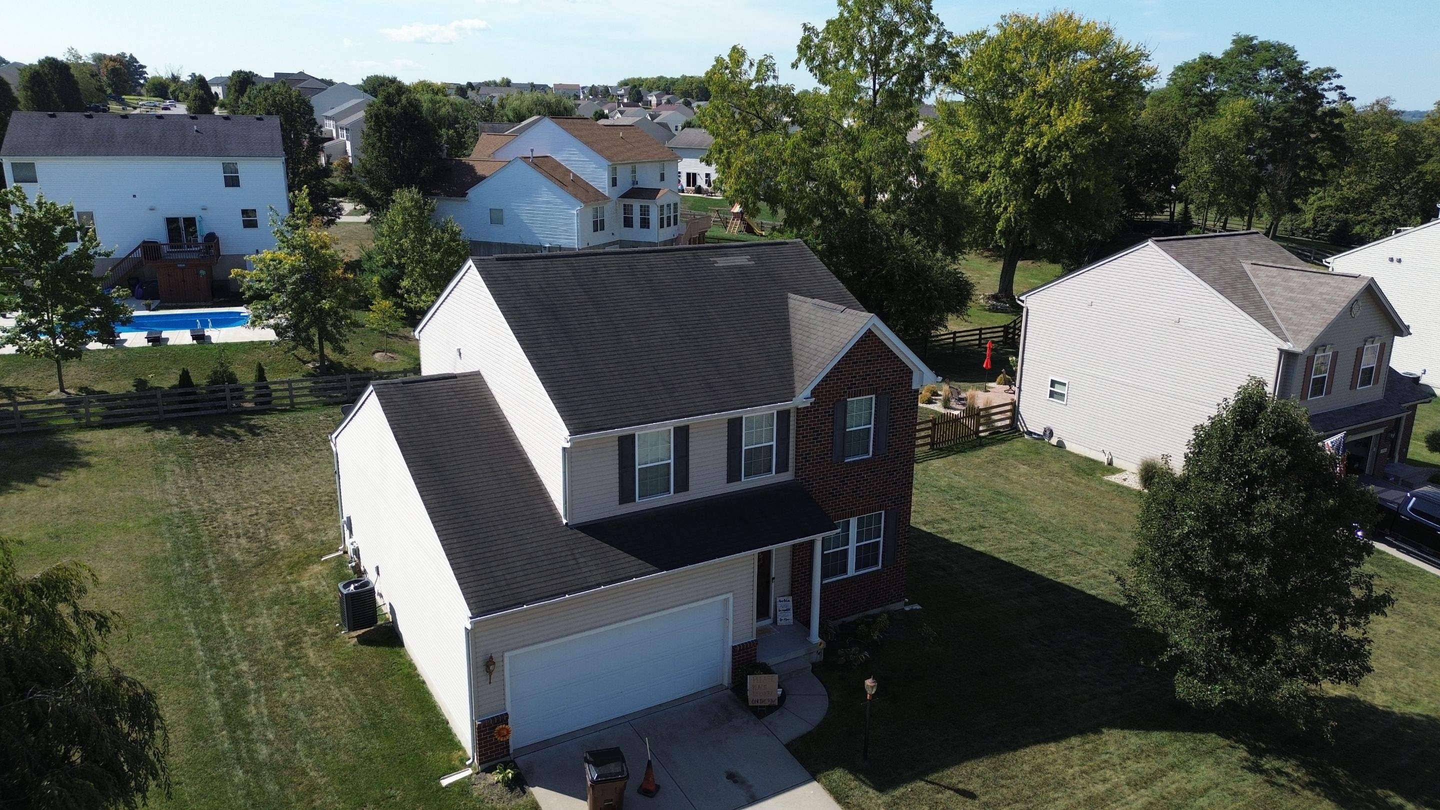 Burnt Hickory by Tamlin Roofing