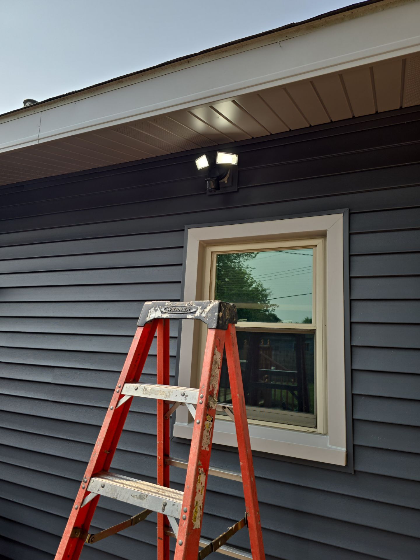 Vinyl Siding by NextWave Construction