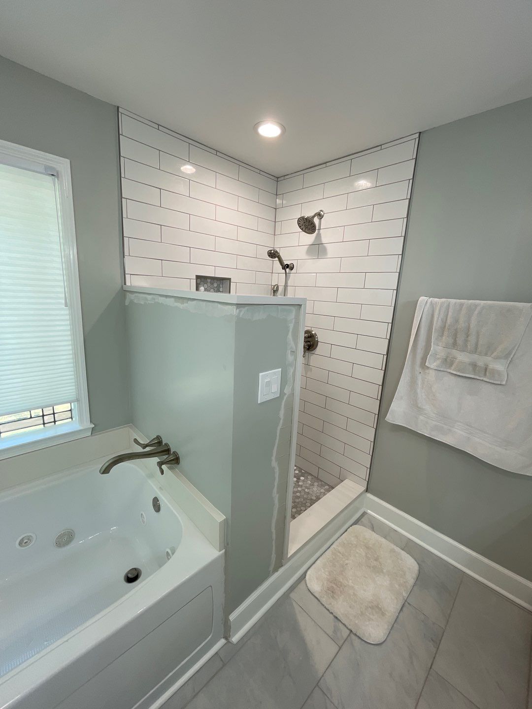 Huntington Parc Master Bath by Pillar and Pine