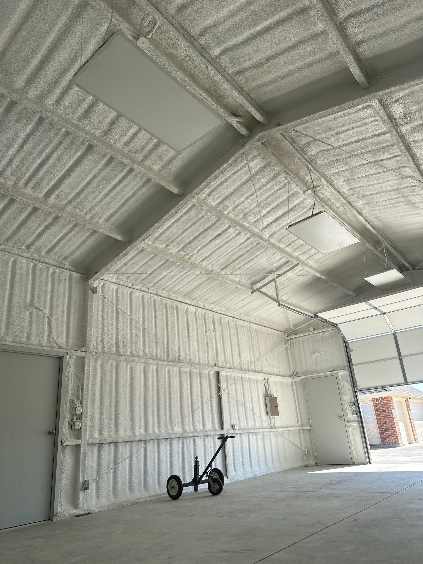 2" close cell foam on this new shop Sanger Tx  by Apex Insulation Solutions