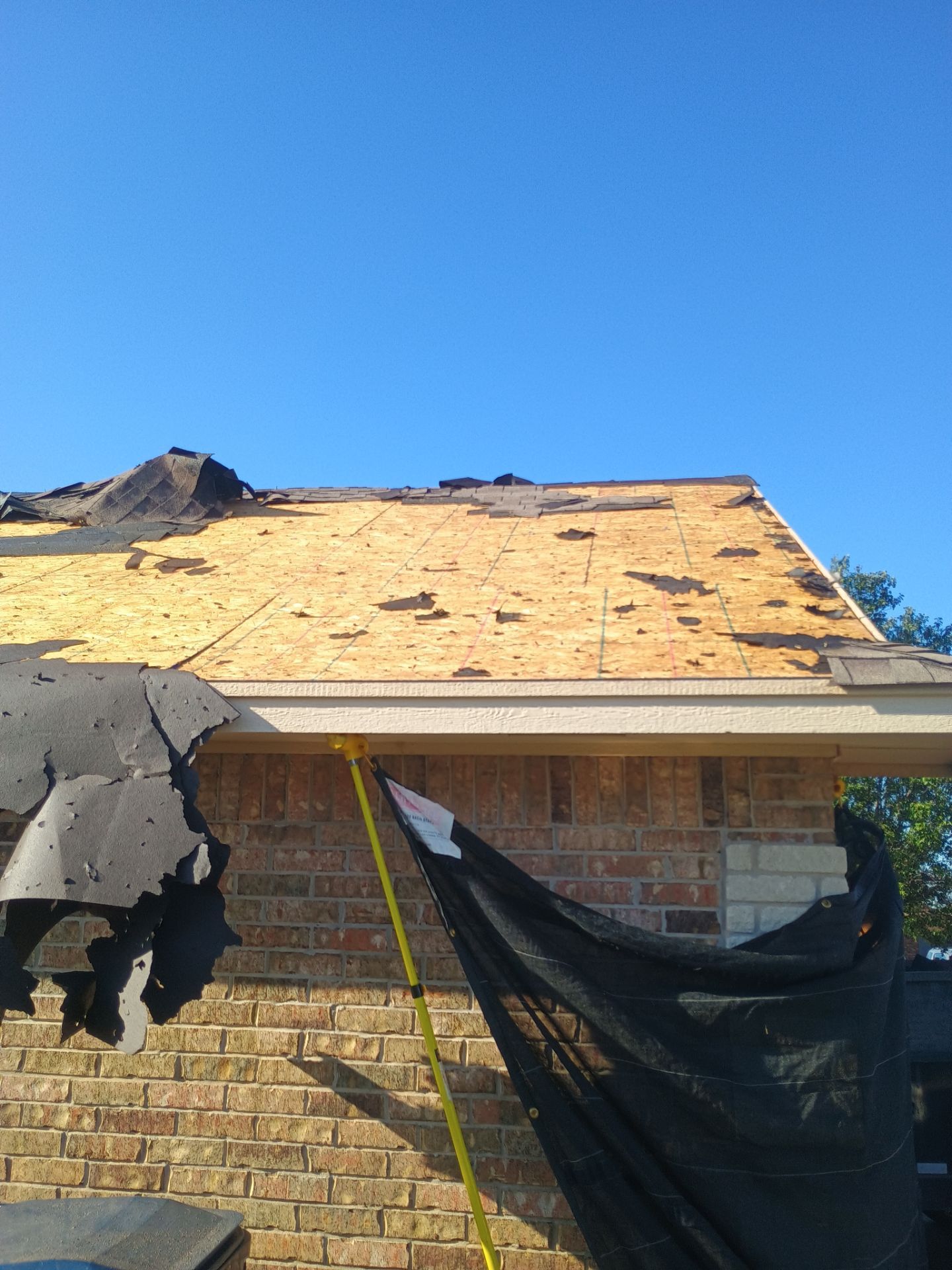 Oklahoma City Full Residential Roof Replacement with GAF Architectural Shingles by BANA Roofing and Solar Supply