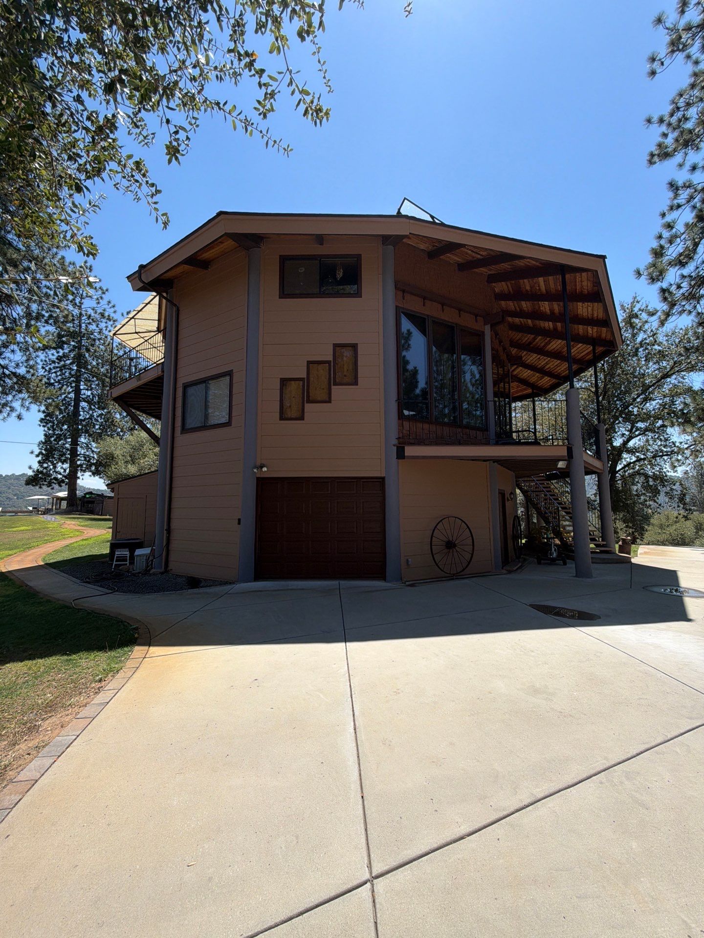Exterior Painting in Groveland by Lancaster Painting