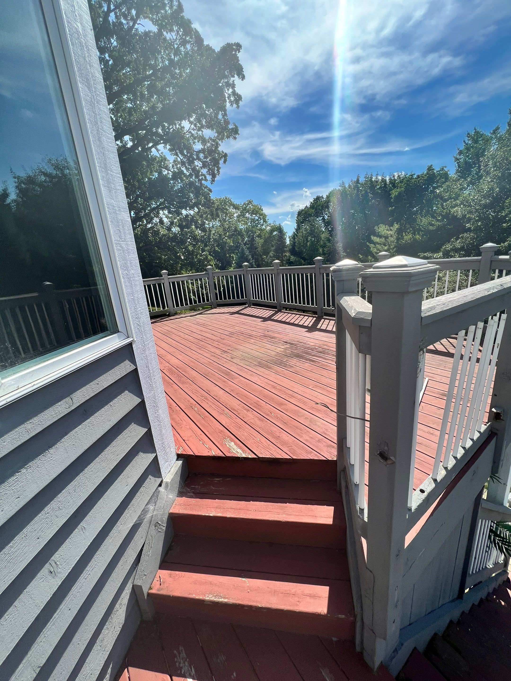 Deck by INQUSE GENERAL CONTRACTOR