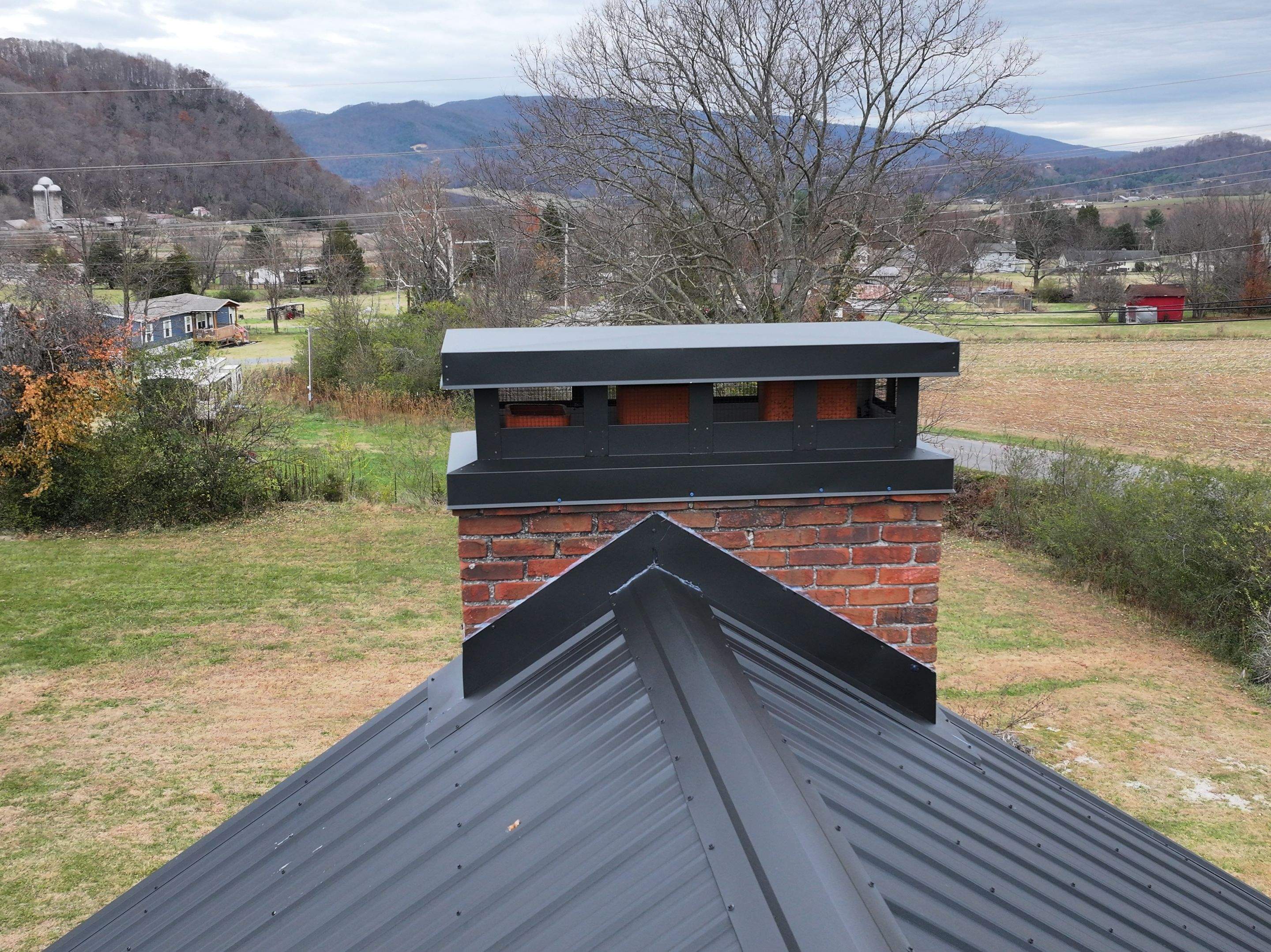 Phillips Residence by Omnia Roofing