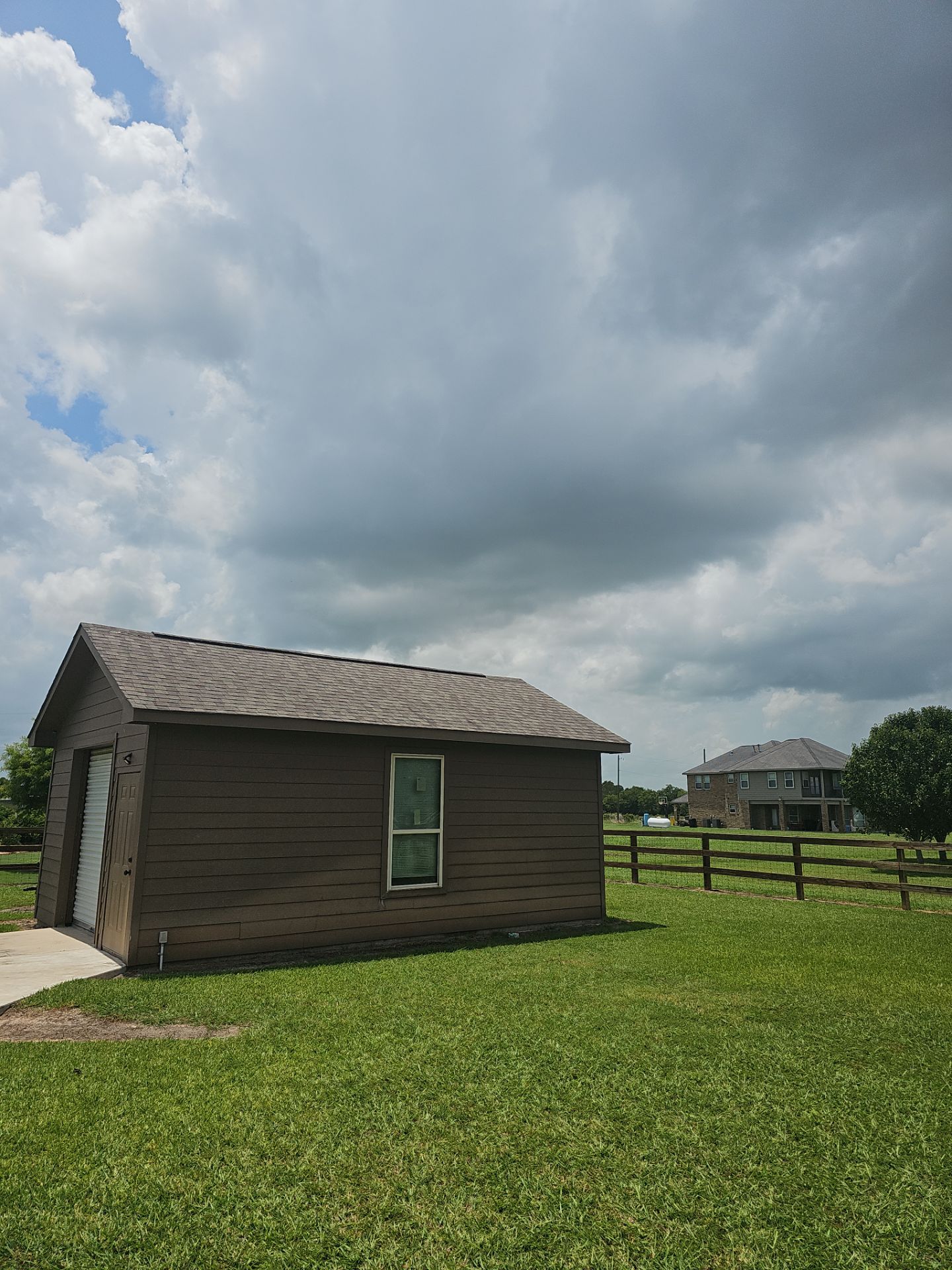 Hail Damage using Owen's Corning Duration (Lifetime) Shingles by Roof Repair Company