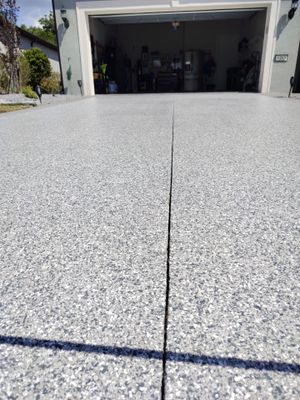 Driveway and Sidewalk in Slatestone with Silvercreek Border