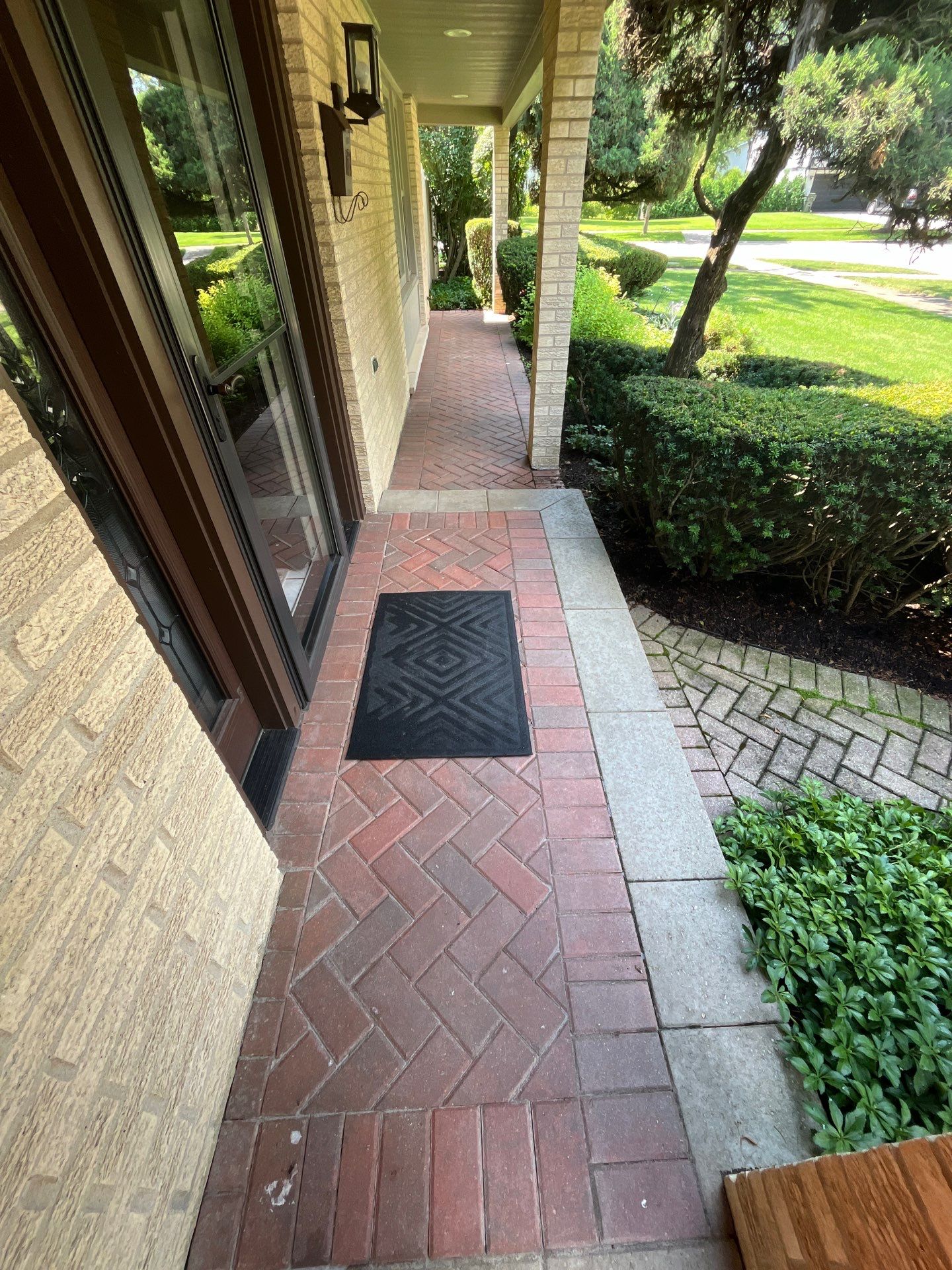 Brick paver clean, sand and seal.  using Surebond SB-1300 by Northern Power Washing LLC.