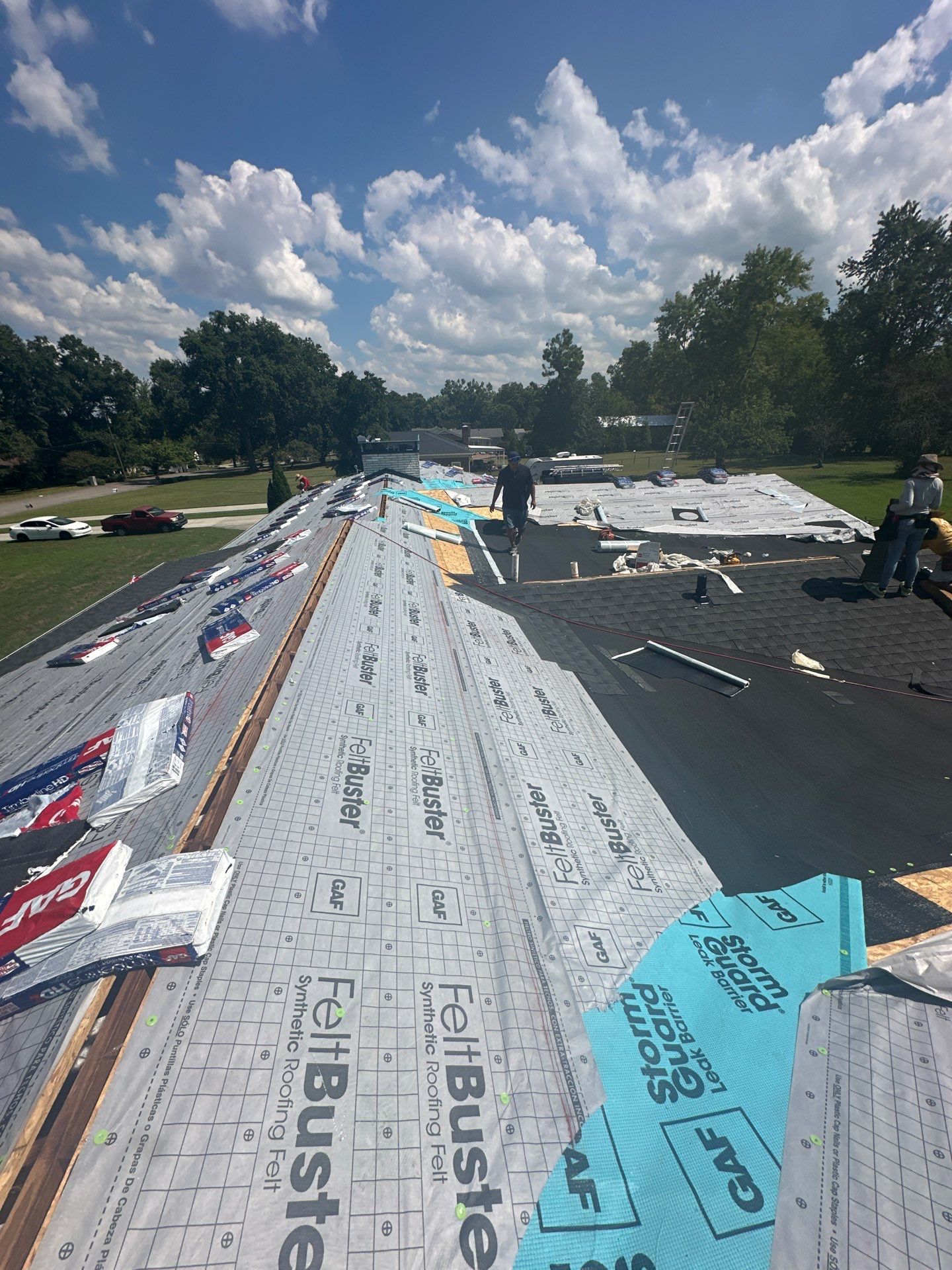GAF Timberline HDZ in Charcoal by Undersun Roofing