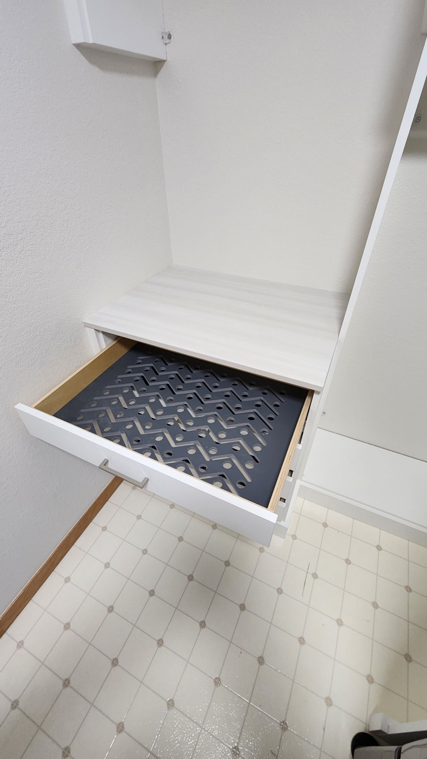 Longmont Laundry Room in SuperLam White by Concept 32, Inc.