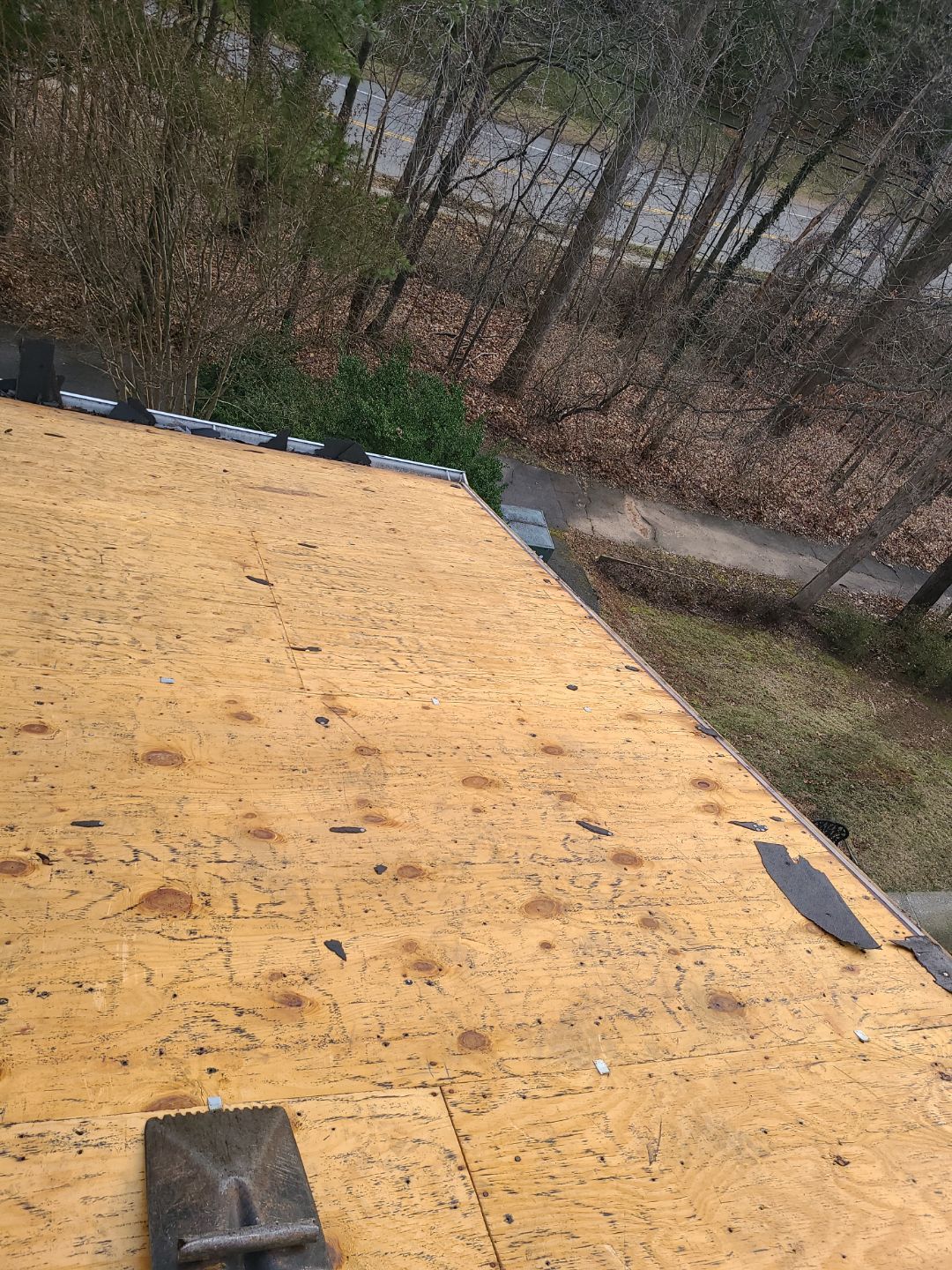 Burke CertainTeed Landmark Pro Roof in Max Def Espresso by RM Banning, Inc.