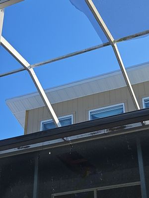K-Style Seamless Gutter Installation using White Seamless Gutters in Sarasota FL