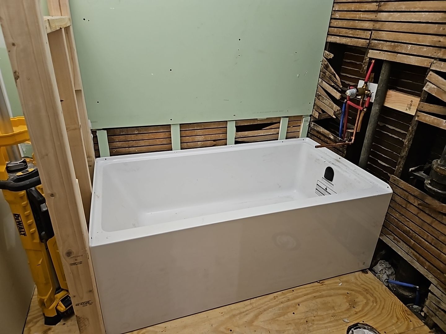 Easy to clean bathroom! Fresh by The Shower Company
