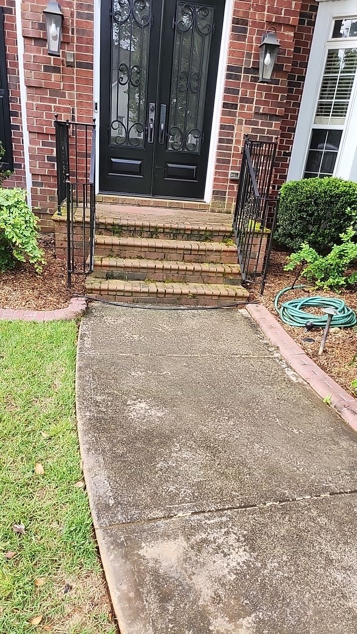 House Wash using cleaner by Power Wash Masters LLC