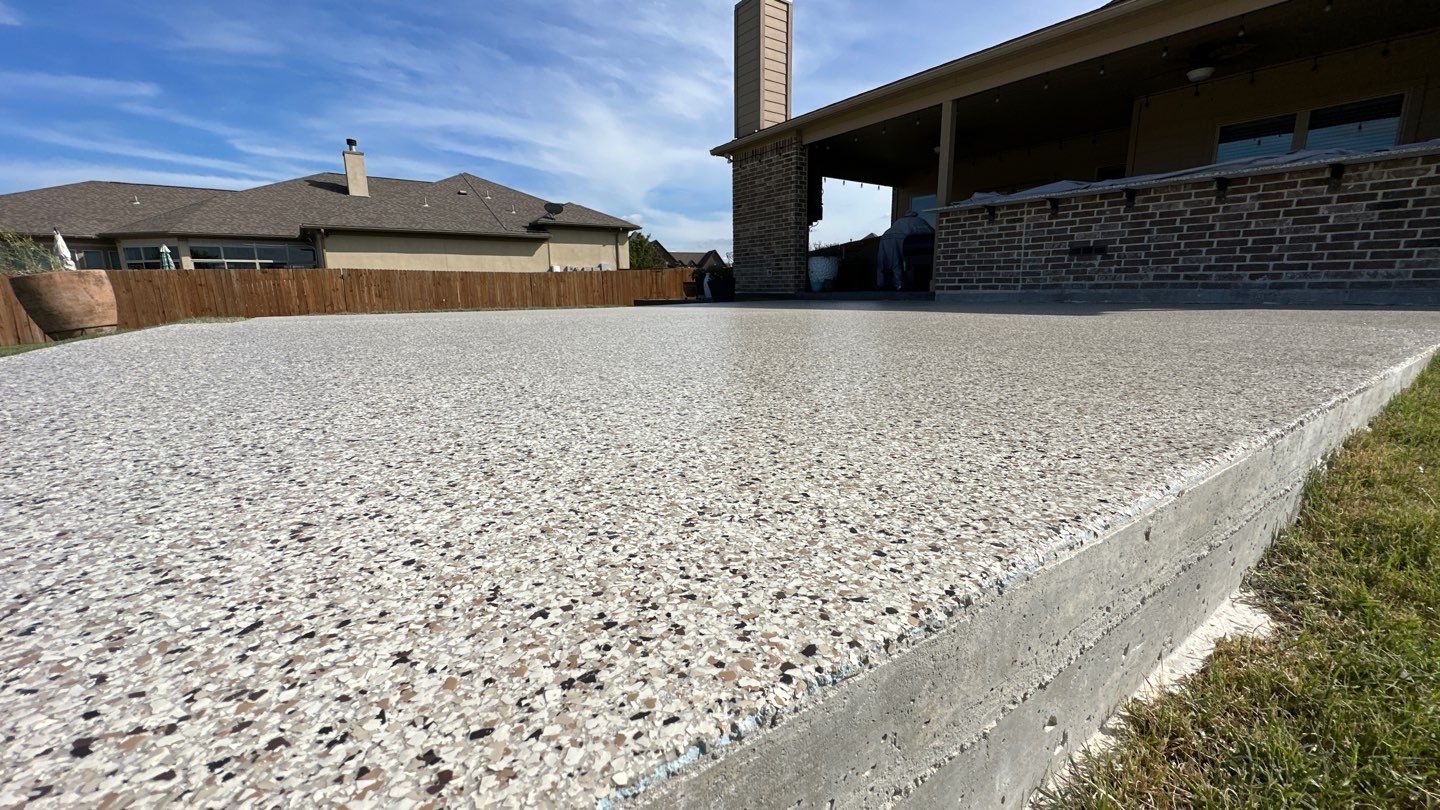 Windborn, Schertz by TORO Garage Co