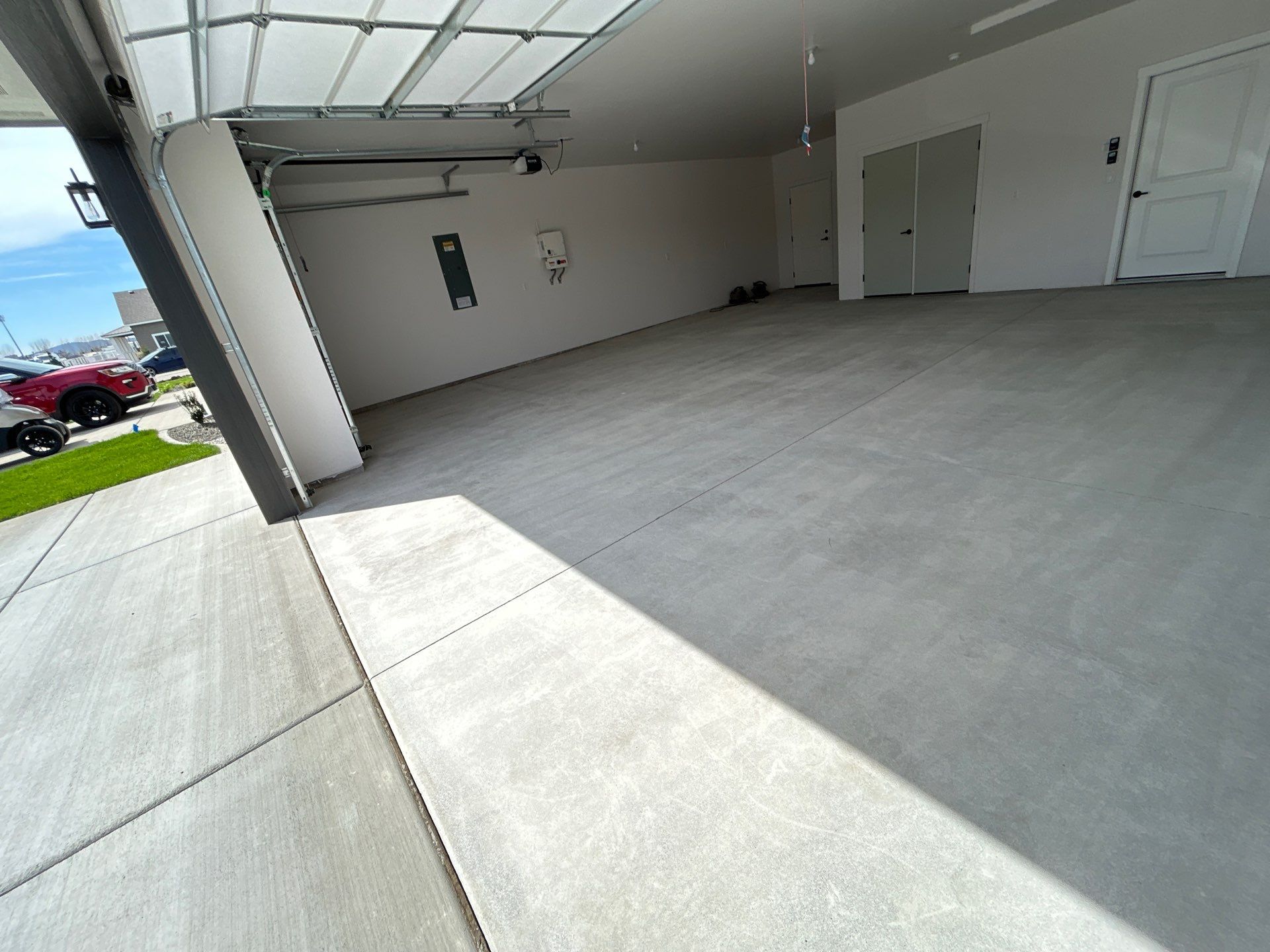 Mt. Everest Polyurea Garage Floor Coating in Liberty Lake by Croc Coatings, LLC