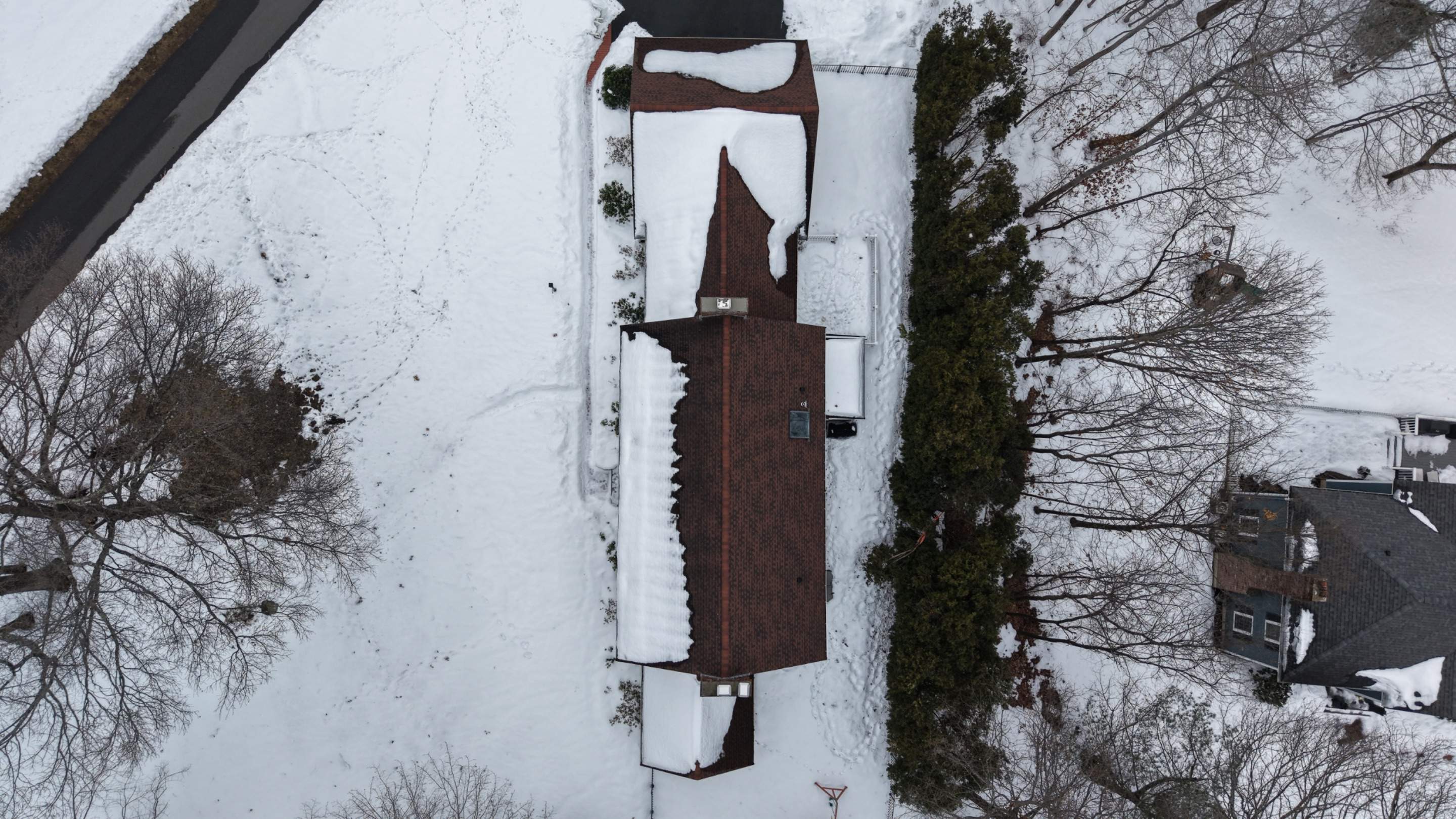 Premium Owens Corning Roof System – Onyx Black by JOHNNYS PRO