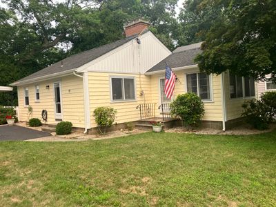 Siding Refreshment with Cert Cedar Impressions D/7 Perfection Straight Bottom, Heritage Cream; and Cert S/7 Reverse Board and Batten, White