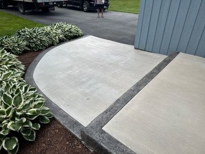 Charcoal Release Border with Broom Finish 