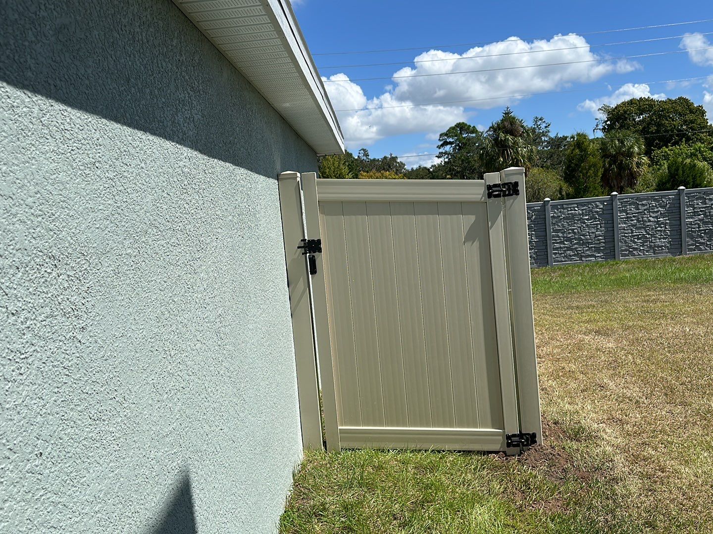 Vinyl Fence Installation using Tan Vinyl Privacy Fence by Asap fence and gates, LLC