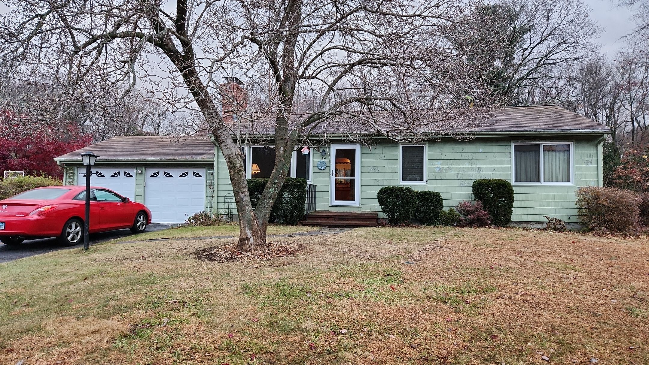 Refreshed Siding with Cert Cedar Impressions D/7 Straight Bottom Perfection, Cypress by DiGiorgi Roofing and Siding Inc