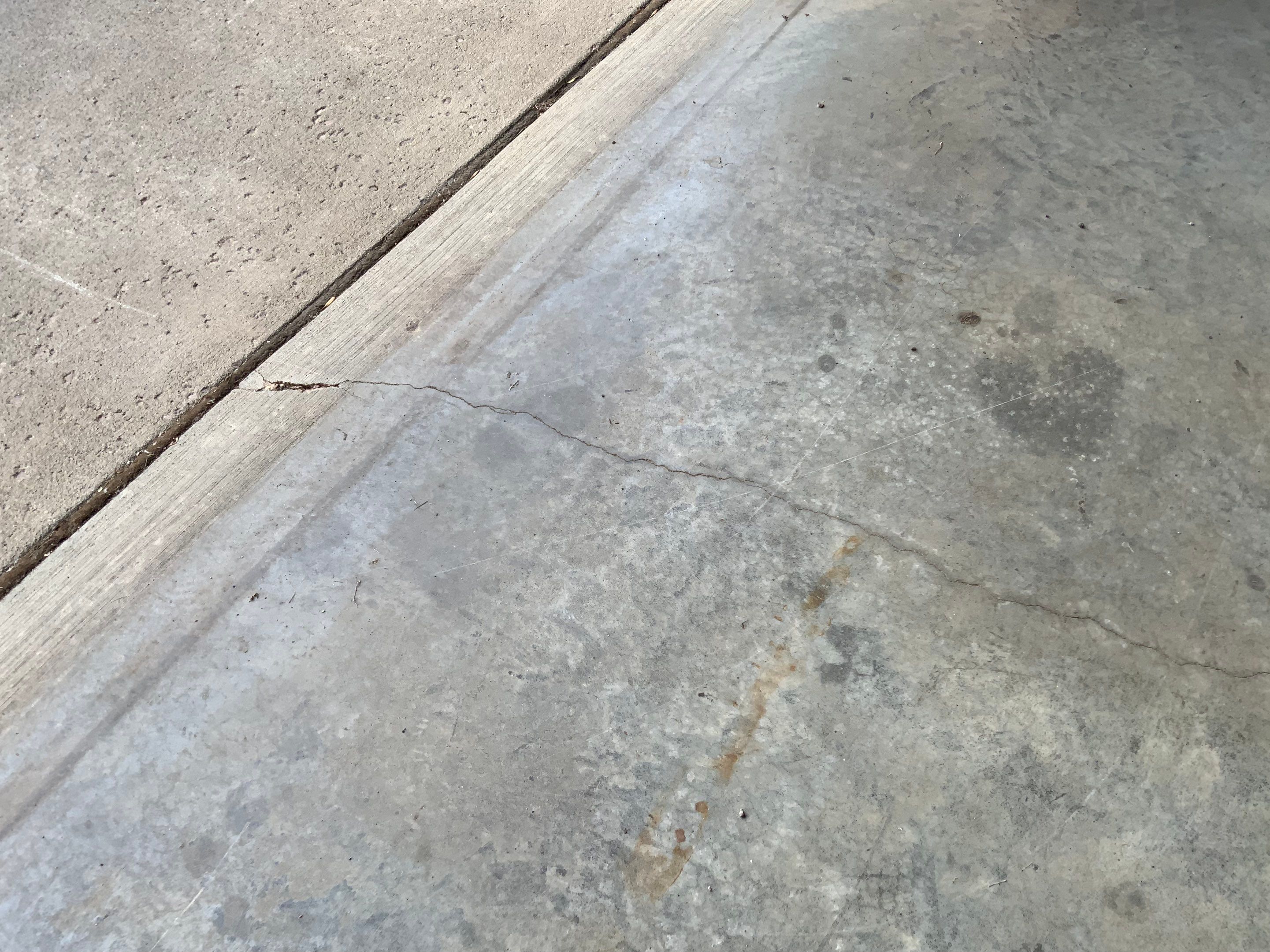 Garage using Silver Creek by Select Painting, Coatings & Garage Cabinets