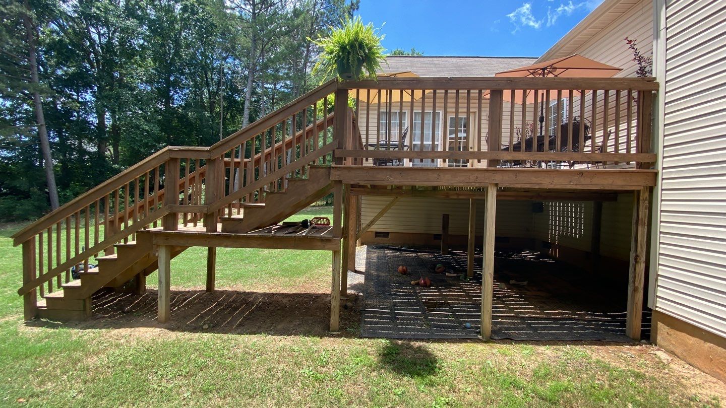 Deck using Wood Sealant by DuraSeal