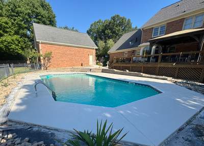 Pool Deck Overlay in Knockdown Finish