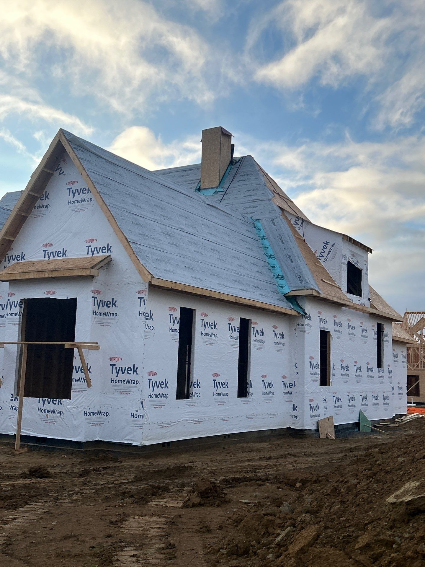 Residential Roofing Installation using GAF HDZ Roofing System  by Undersun Roofing 