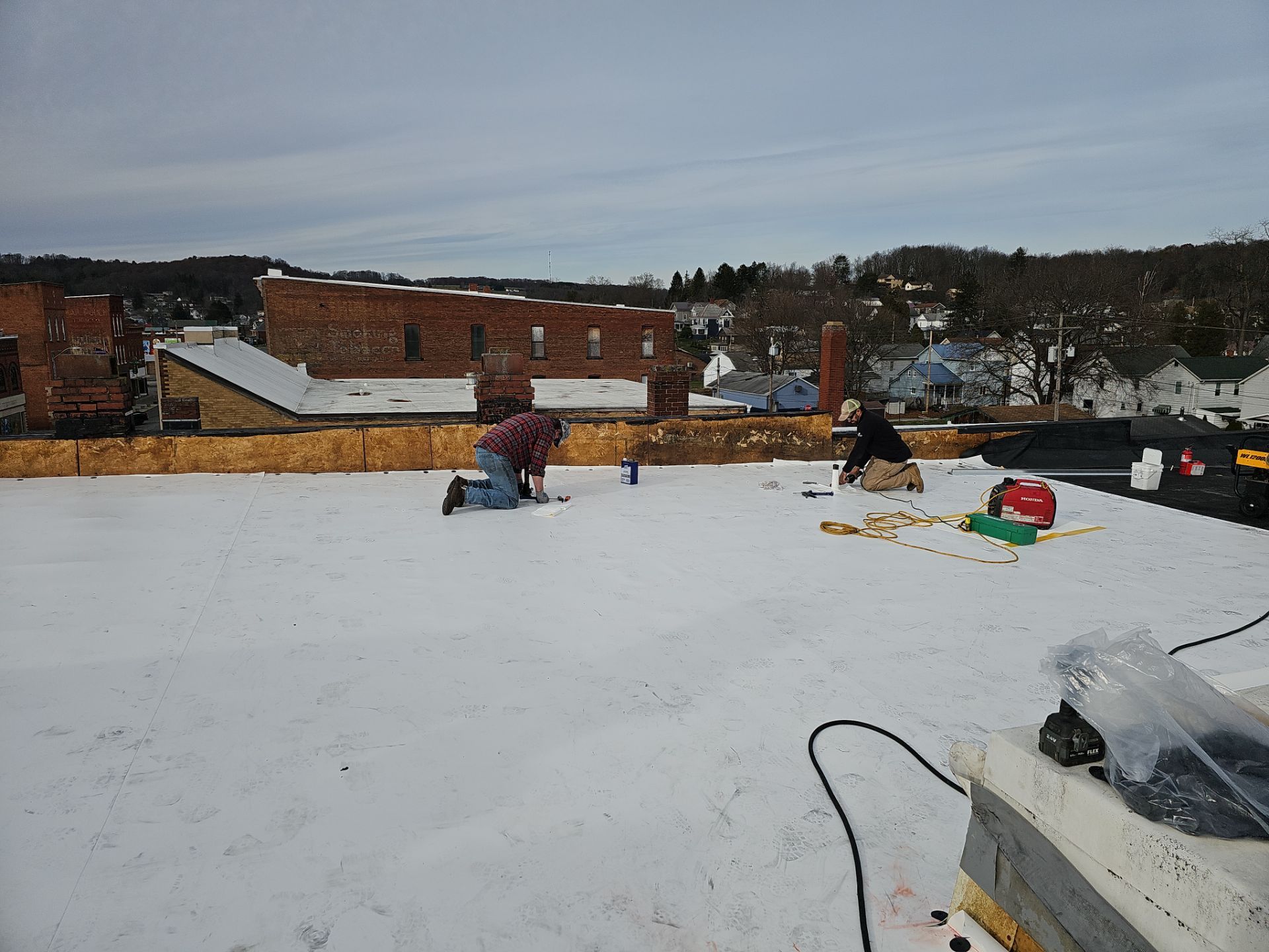 Western Auto  by 768 ROOF, LLC.