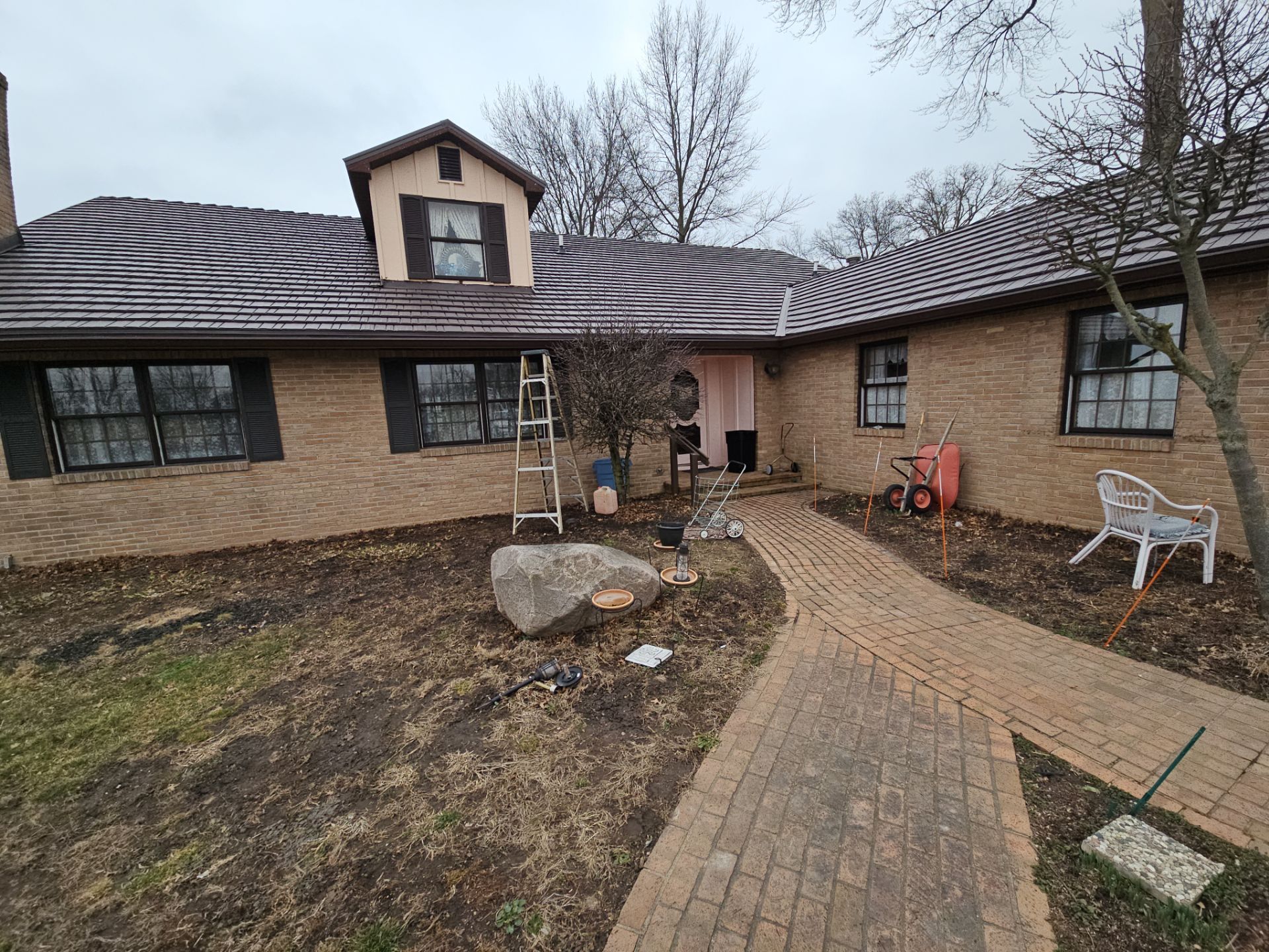 Residential Roofing Installation using Great American Shake - Mustang Brown by Nitro Roofing and Construction