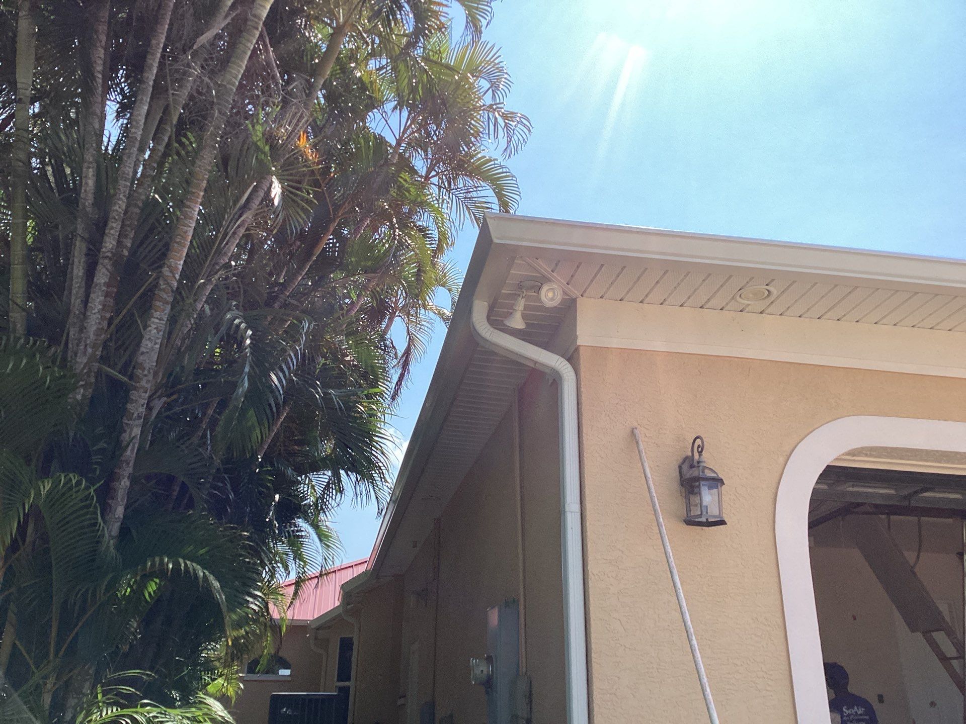 6 Inch Seamless Gutters using K-Style Seamless Gutters in Cape Coral FL by Gutter Professors