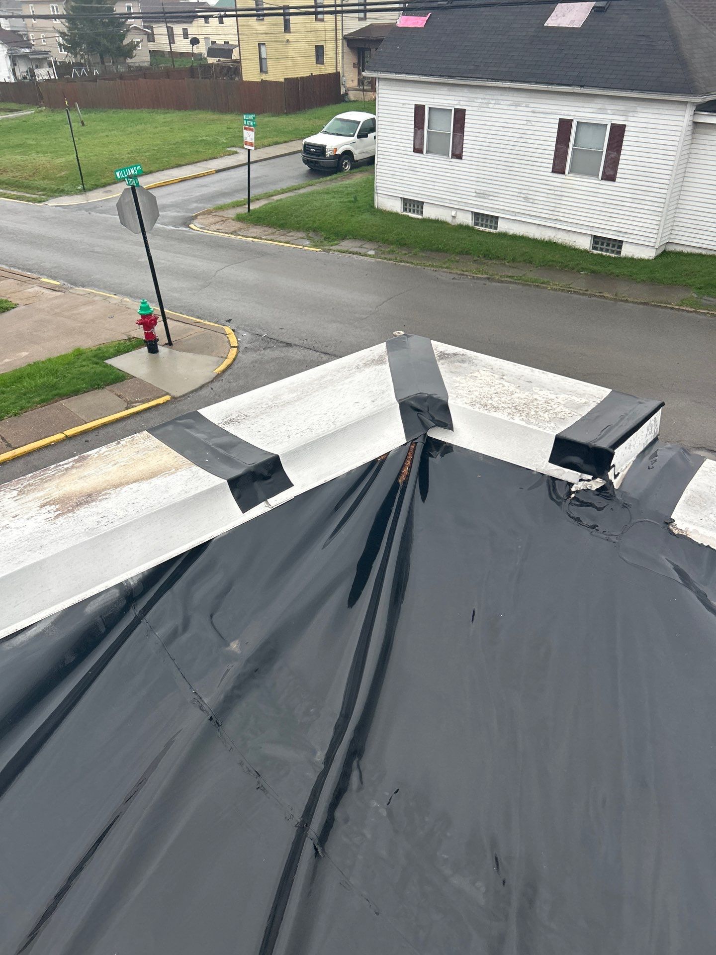 Project by Duarte’s Roofing  by Duarte’s Roofing 