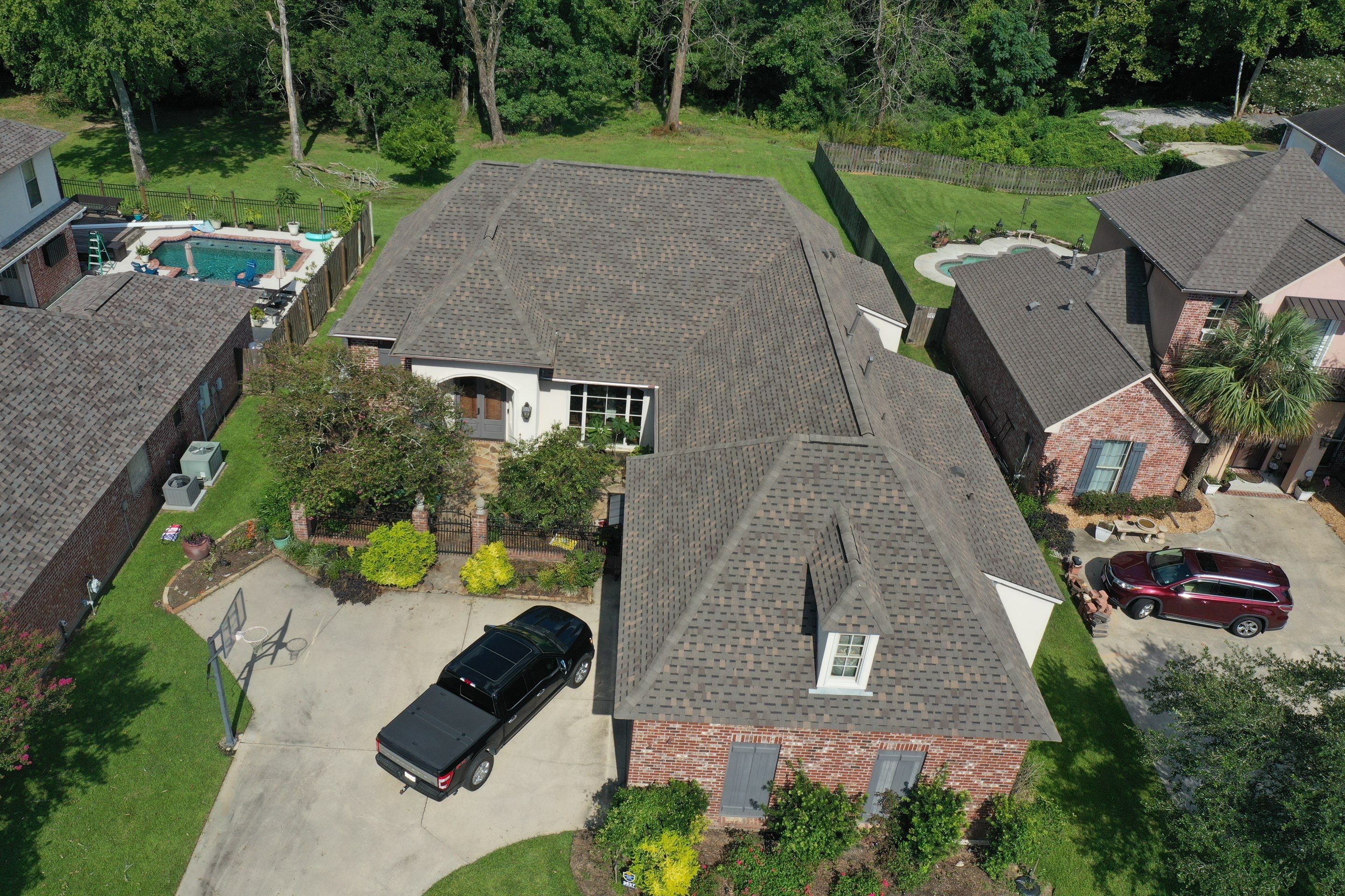 Atlas Pinnacle Pristine Weathered Shadow by Top Team Roofing & Construction