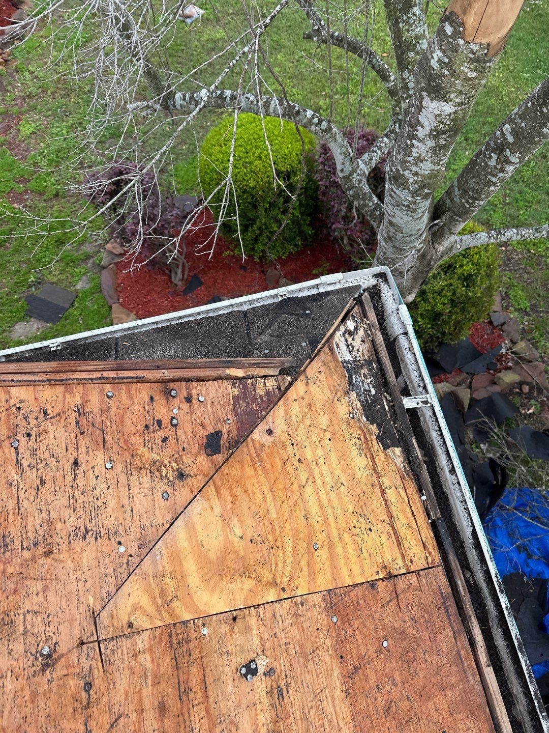 Residential Roofing Installation using Owen's Corning Duration (Lifetime) Shingles by Roof Repair Company