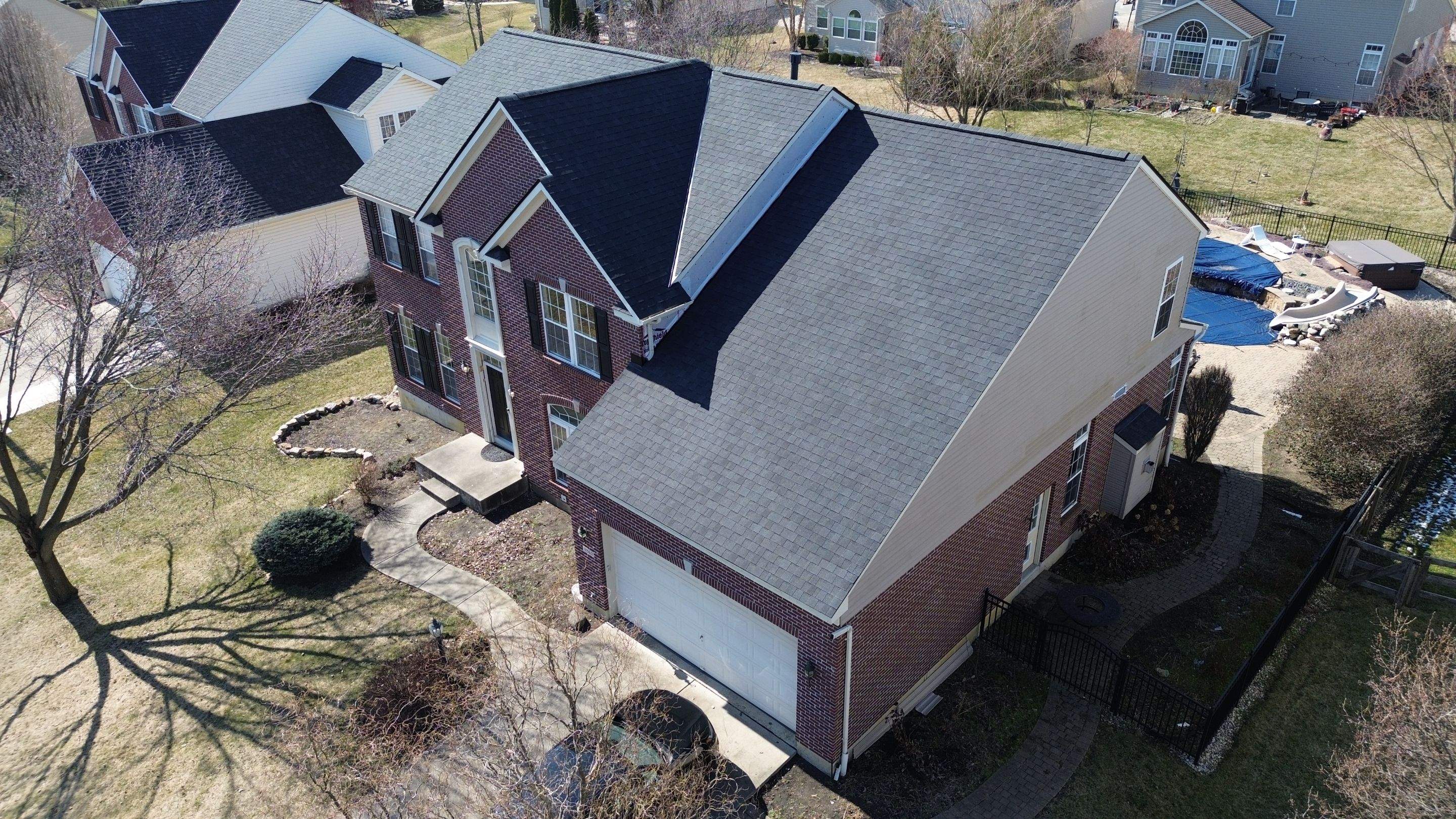 Roofing & Siding  by Tamlin Roofing