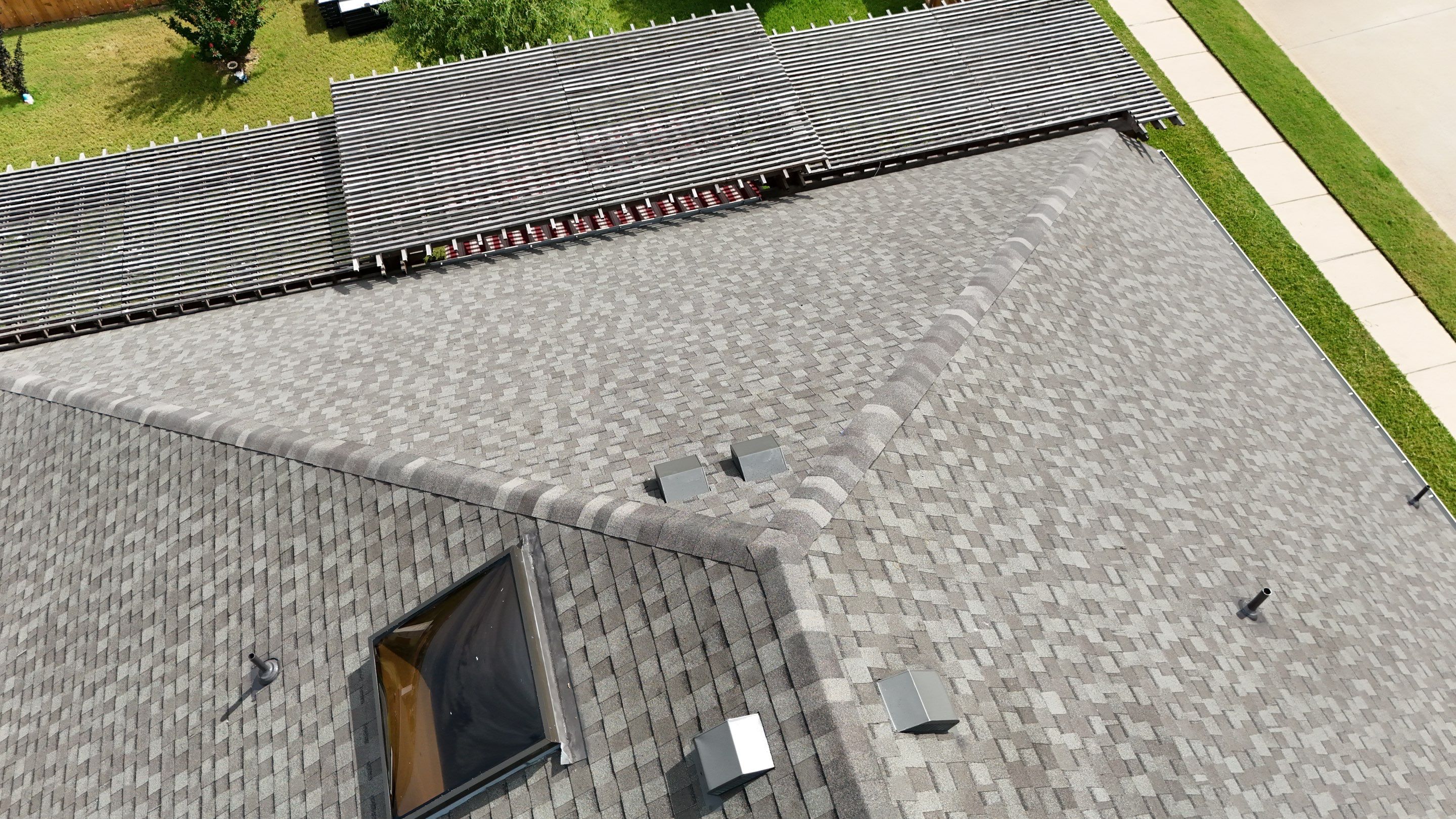 Project in Fort Worth  by Armor Roofing | Exteriors