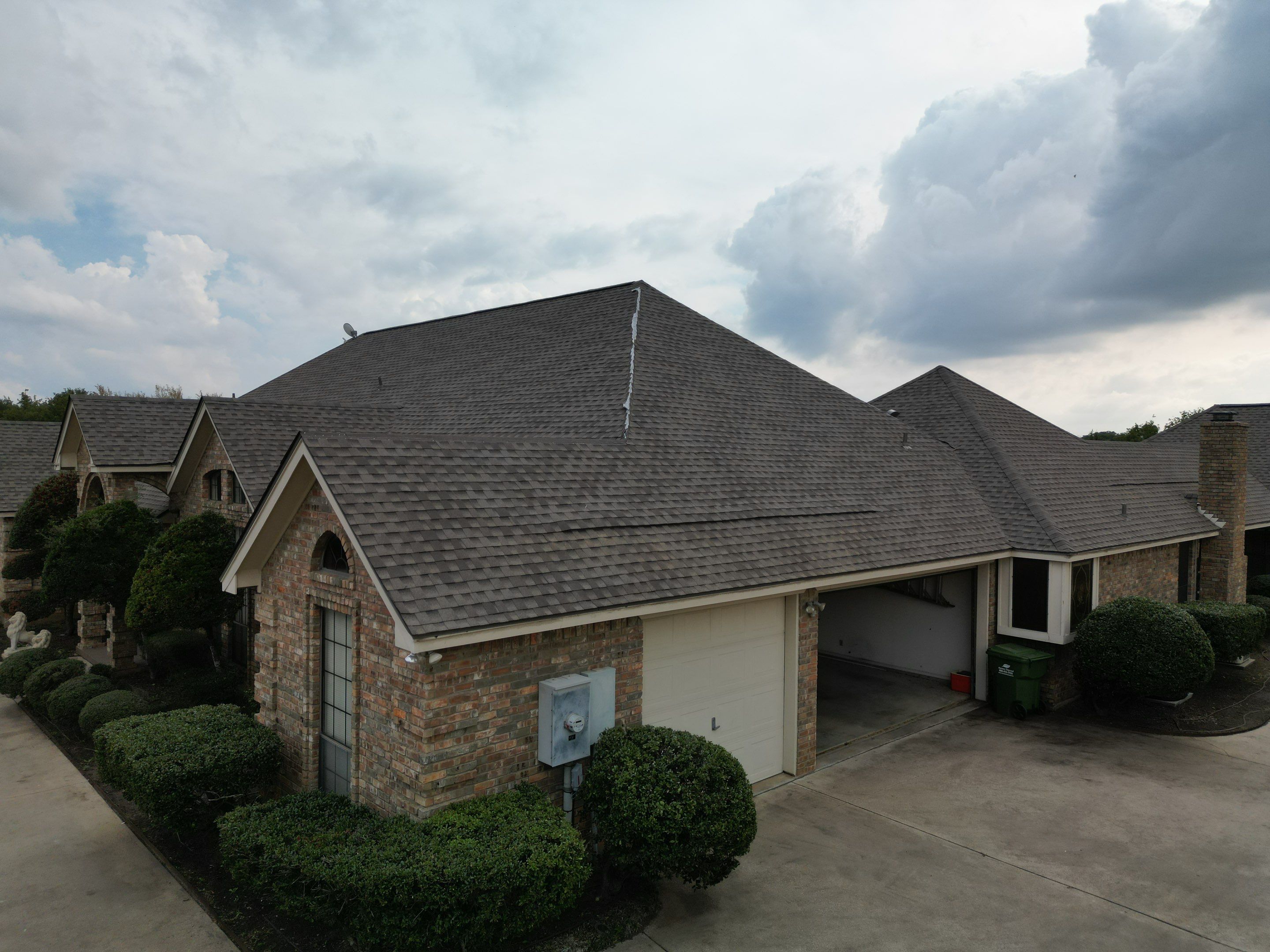 Rendon Forth Worth Texas Large Estate - Roofing Installation using GAF Timberline Armorsheild 2 Class 4 Impact Resistant Shingle System by First United Roofing & Construction