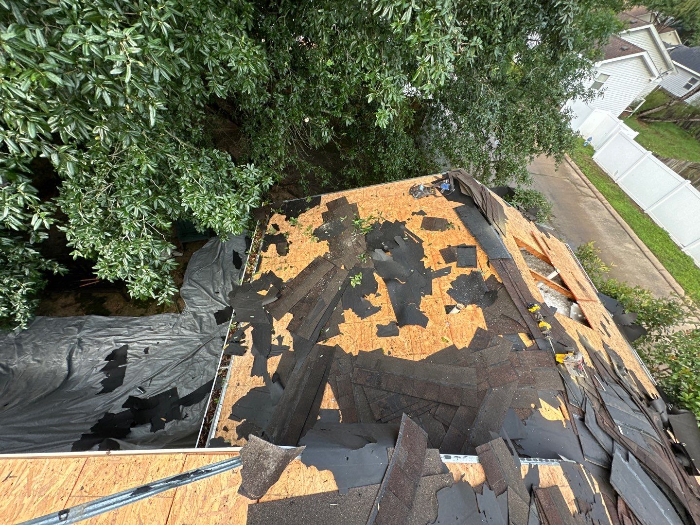 Residential Roofing Installation using Owen's Corning Duration (Lifetime) Shingles by Roof Repair Company